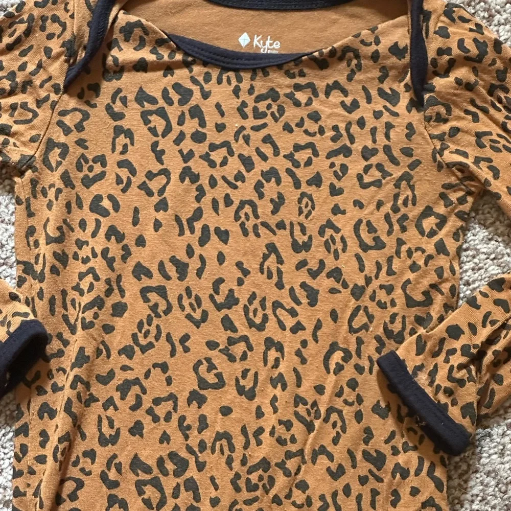 Kyte Baby Leopard Bodysuit 18-24m